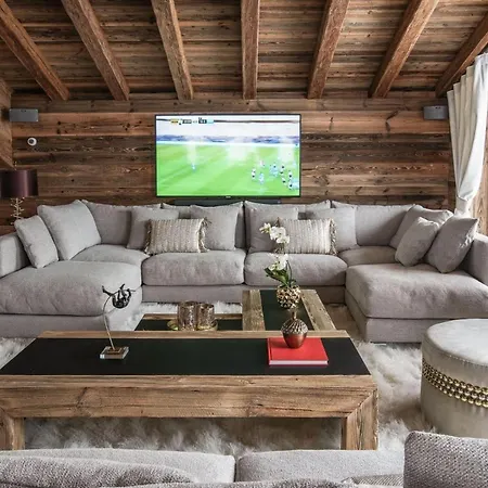 Echoes Of The Mountains: A Luxe Chalet In