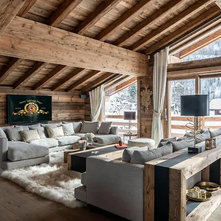 Apartment Echoes Of The Mountains: A Luxe Chalet In *