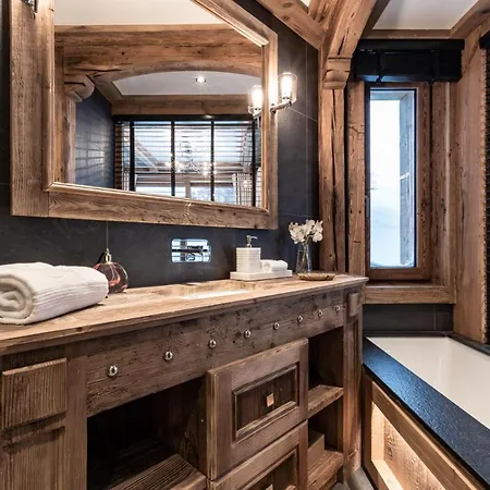 Echoes Of The Mountains: A Luxe Chalet In Apartament Sölden
